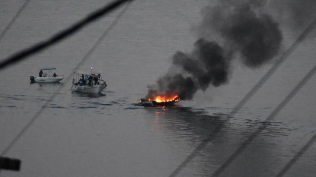 Έκρηξη σε σκάφος στο Τολό Αργολίδας: Δύο γυναίκες τραυματίες! (videos)