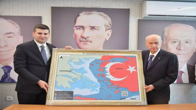 FAZ: «Πρέπει να παίρνει κανείς στα σοβαρά αυτά που λένε οι αυταρχικοί…» – Προσέχετε τον Ερντογάν πριν κάνει Τουρκική την Κρήτη