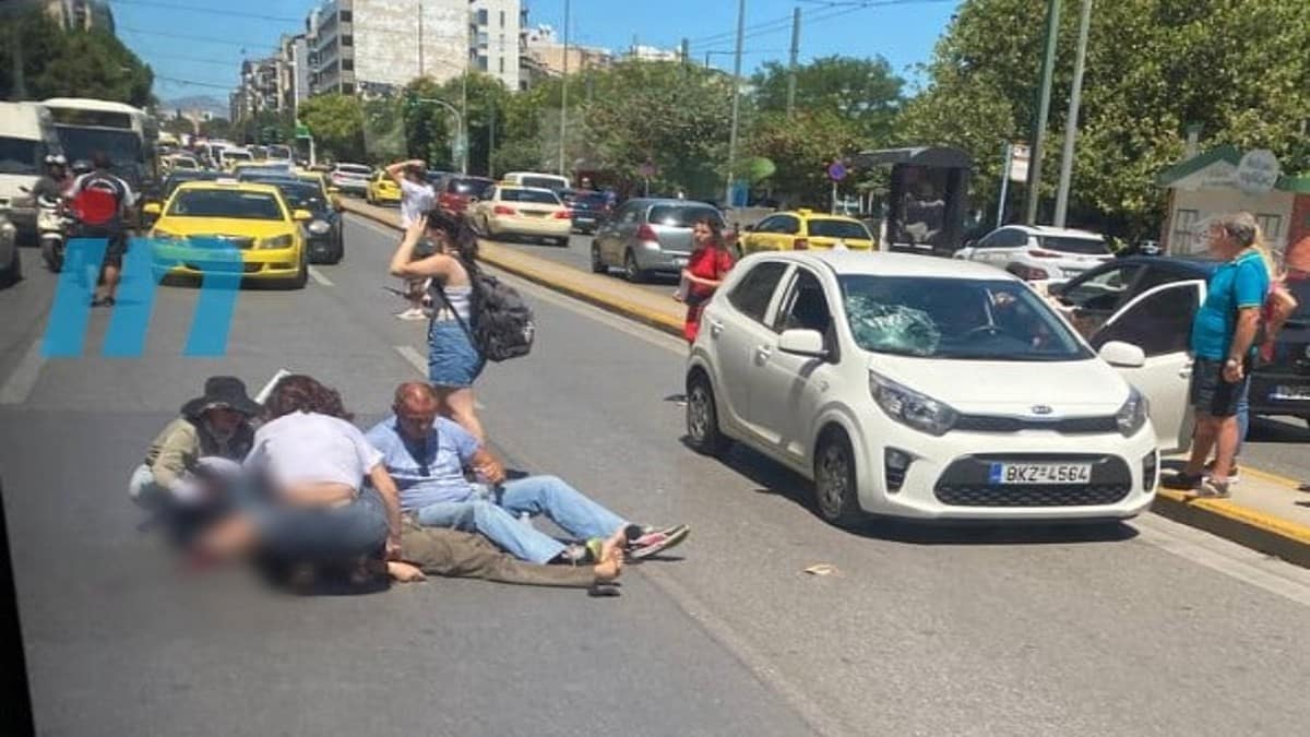 Σοκαριστικό ατύχημα έξω από το μετρό στη Συγγρού – Άνδρας αιμόφυρτος στη μέση του δρόμου
