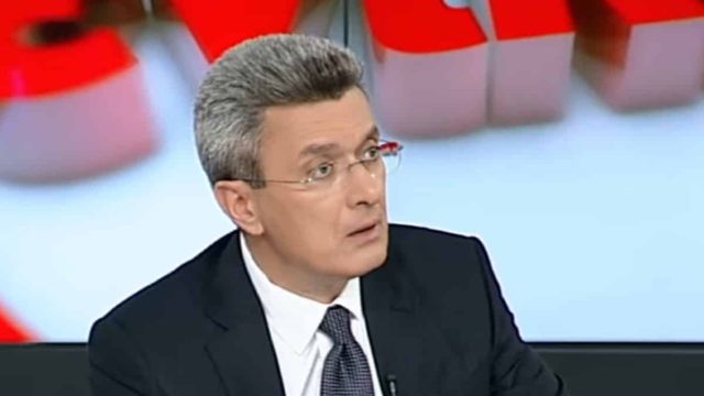 «Εσένα θα φοβηθώ ρε;» – Άγριο «ξέσπασμα» στον Νίκου Χατζηνικολάου (video)