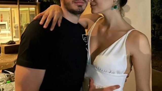 «Βόμβα» στη showbiz: Ήταν τρελά ερωτευμένοι αλλά έγινε γνωστός ο χωρισμός τους