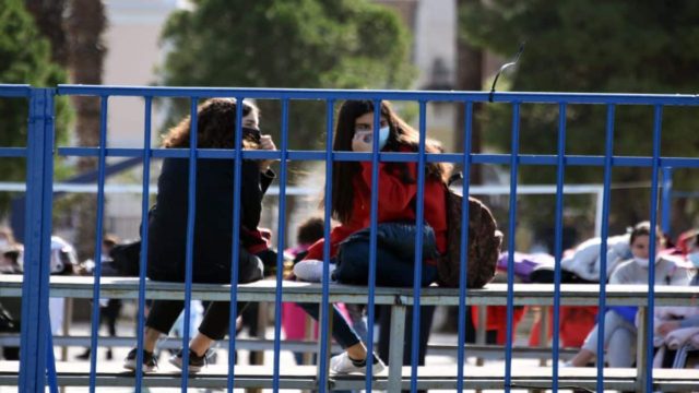 Κορωνοϊός-Τζανάκης: «Θα έχουμε ήσυχο Σεπτέμβριο με λίγα κρούσματα» – Πώς θα ανοίξουν τα σχολεία (video)