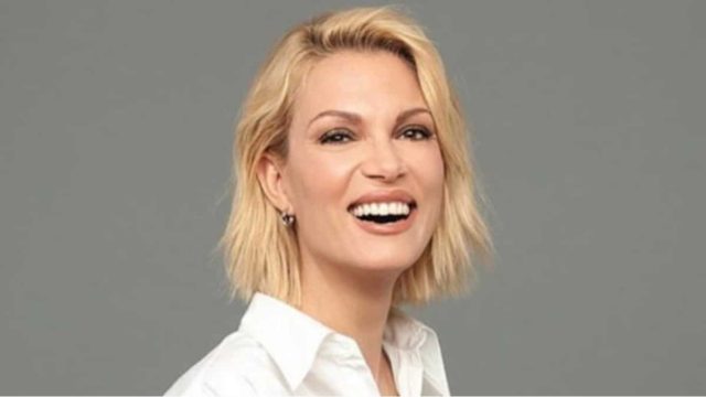 Δεν έχετε δει ομορφότερα: Δείτε τα παιδιά της Βίκυς Καγιά σε ξέγνοιαστες στιγμές στην παραλία