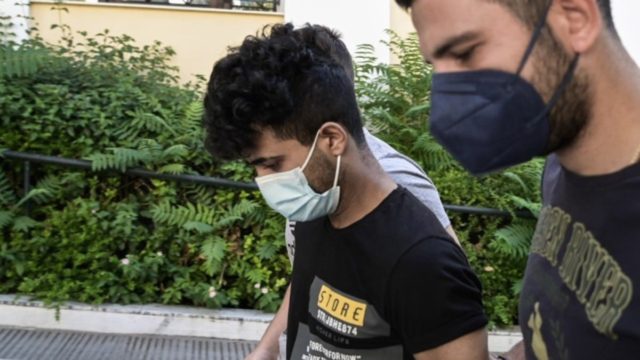 Γυναικοκτονία στο Περιστέρι: Προφυλακίστηκε ο Πακιστανός – «Η Νικολέττα μου ζήτησε να γίνω χριστιανός και λογομαχήσαμε»