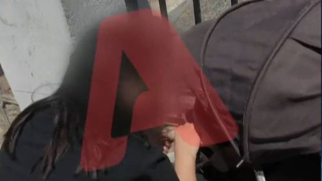 Αιγάλεω: «Πέπλο» μυστηρίου με την αρπαγή βρέφους! «Αν είχα μπροστά μου αυτόν που άρπαξε το παιδί, θα τον σκότωνα» – Ξέσπασμα οργής από τη μητέρα (Video)