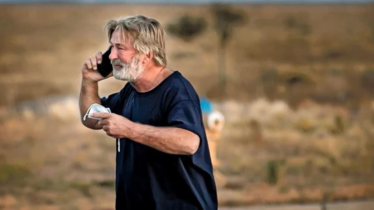 Το FBI «αδειάζει» τον Άλεκ Μπάλντουιν: «Εσύ τράβηξες τη σκανδάλη»
