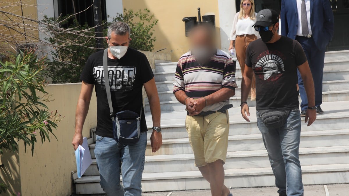 Αλεποχώρι: Αμετανόητος ο 70χρονος που τραυμάτισε τους δυο ανήλικους – «Σκόπευα να προφυλάξω τον εαυτό μου»