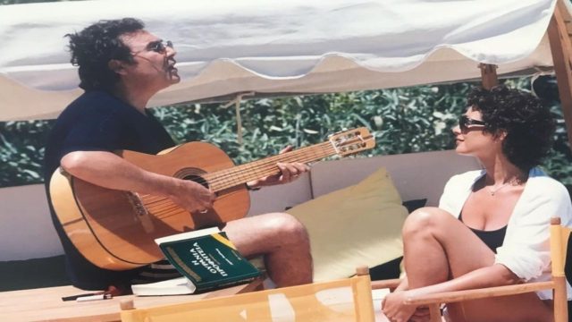 «Ερωτευμένοι πιγκουίνοι» Άντζελα Γκερέκου και Τόλης Βοσκόπουλος: Το ζευγάρι στα καλύτερά του, ζώντας στιγμές απόλυτης ανεμελιάς! (photos)