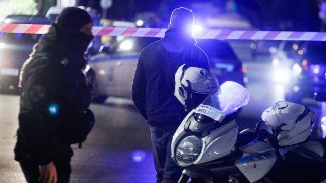 Τραγωδία στη Θήβα: Τραυματίστηκε 7χρονο παιδί από πυροβολισμούς