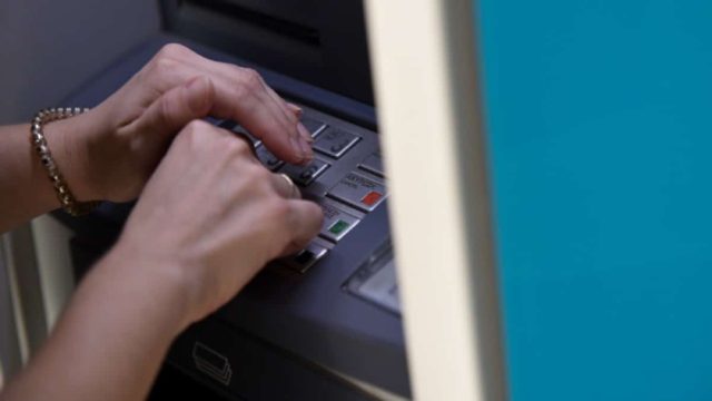Αλλαγή στα ΑΤΜ με τα χαρτονομίσματα – Η απόφαση έκπληξη
