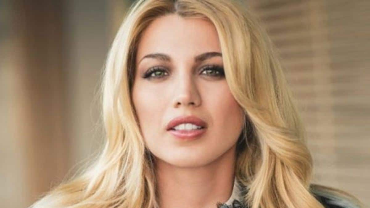 «Λύγισε» η Κωνσταντίνα Σπυροπούλου: Τα δάκρυα της παρουσιάστριας – Τι συνέβη (Video)
