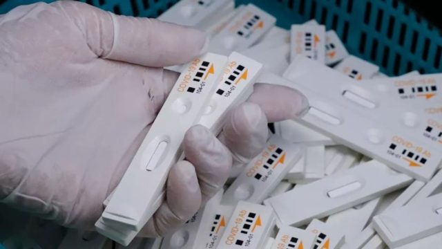 Προσοχή! Ο ΕΟΦ ανακαλεί τεστ για τον κορωνοϊό