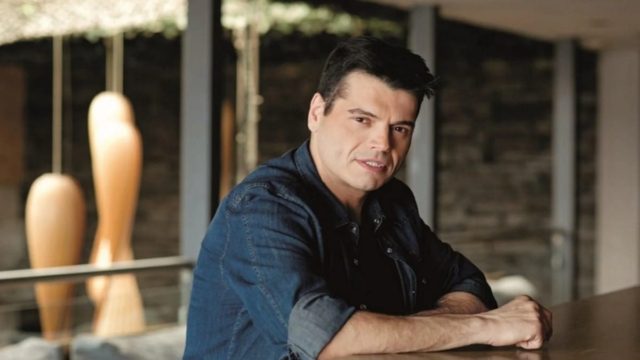 Άμεσα στο νοσοκομείο ο Γιώργος Δασκαλάκης – Πολύ άσχημα νέα για την υγεία του τραγουδιστή