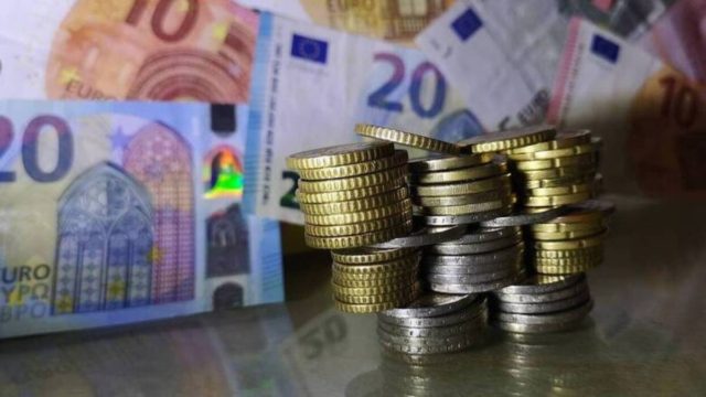 ΔΕΘ: Ποια μέτρα “κλειδώνουν” και ποια μένουν “ανοιχτά” – Αντίστροφη μέτρηση για την οριστικοποίηση του πακέτου (Video)