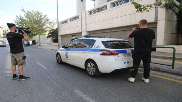 Στο Δαφνί ο «εισβολέας» του Εφετείου: Το μυστήριο του 1,5 εκατ. ευρώ και η κοκαΐνη (video)