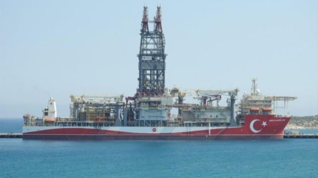 Ελληνοτουρκικά: Ξεκίνησαν οι γεωτρήσεις από το τουρκικό «Αμπντουλχαμίντ Χαν» – «Με τις προσευχές του έθνους μας» λέει η Άγκυρα (Video)