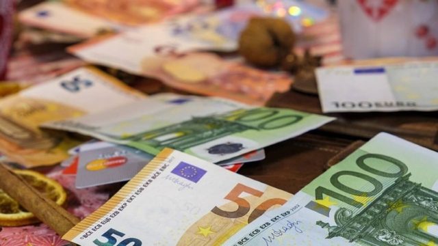 «Κλείδωσε» νέο επίδομα 300 ευρώ με Taxisnet – Πρεμιέρα στις 25 Αυγούστου!