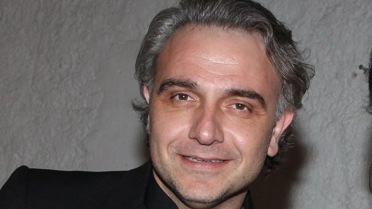 Ο Φάνης Μουρατίδης εξομολογείται: «Στην εκκλησία οφείλεται η ενασχόλησή μου με…»