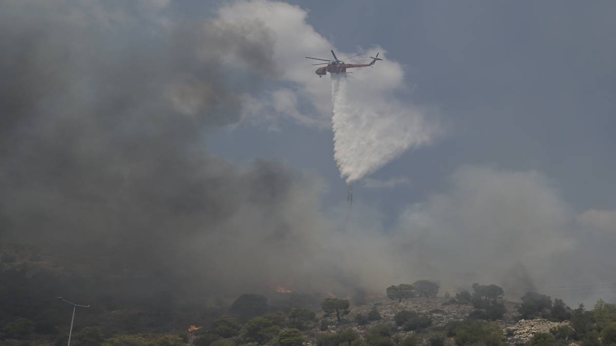 Ιωάννινα: Φωτιά στην Κόνιτσα – Καίει δασική έκταση