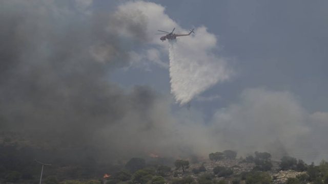 Φωτιά στο Κορωπί