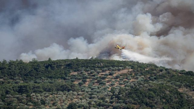 Φωτιά στη Ζάκυνθο, στην περιοχή Σεβέικα – 112 για τον οικισμό Μεγάλα Αλώνια