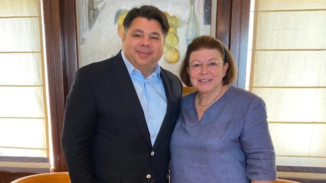 Μενδώνη – Τσούνης: Επιβεβαίωσαν τις στενές σχέσεις Ελλάδας – ΗΠΑ στον τομέα του Πολιτισμού