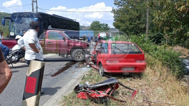 Το χρονικό του φρικιαστικού τροχαίου στα Ιωάννινα: Η μοιραία προσπέραση, ο νεκρός και η τραυματίας έγκυος (video)