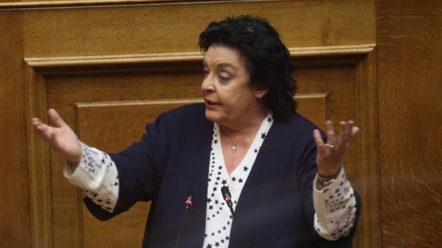 Ούτε δημοσιογράφος ούτε πολιτικός: Ελάχιστοι θυμούνται την πρώτη δουλειά της Λιάνας Κανέλλη