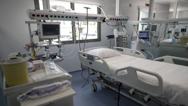 Κορωνοϊός –  Άλλαξε ο τρόπος μέτρησης των νεκρών: Τρία κριτήρια θα ορίζουν αν ένας θάνατος οφείλεται στον ιό ή όχι (video)