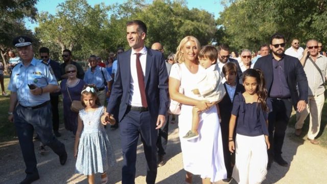 «Όταν είναι μπροστά το παιδί αλλάζω…» – Η δραματική αποκάλυψη της Σίας Κοσιώνη για το γιο με τον Μπακογιάννη