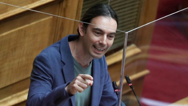 Κρίτων Αρσένης: 4ήμερη εργασία με 6ωρη απασχόληση – Η λύση για την ακρίβεια και οι αντιδράσεις στο Twitter