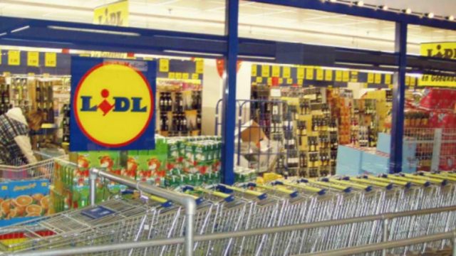 Ατελείωτες ουρές στα Lidl μετά την τελευταία ανακοίνωση – Από τις 11/8…