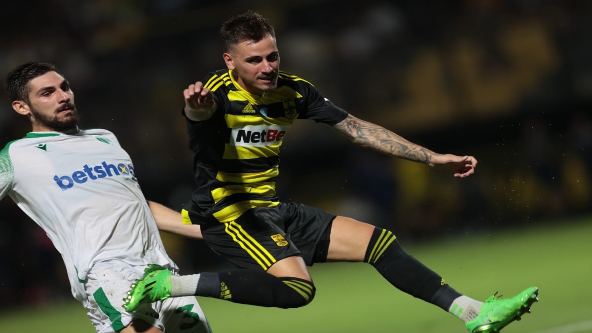 Super League: “Καυτός” Μαντσίνι – Έκανε τη διαφορά και έδωσε το πρώτο τρίποντο στον Άρη (photos)