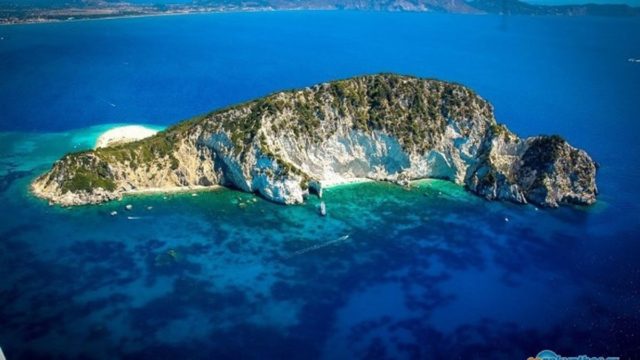 Μια όαση στο Ιόνιο: Το μικροσκοπικό και εξωτικό νησάκι που έχει κατοίκους… μόνο χελώνες