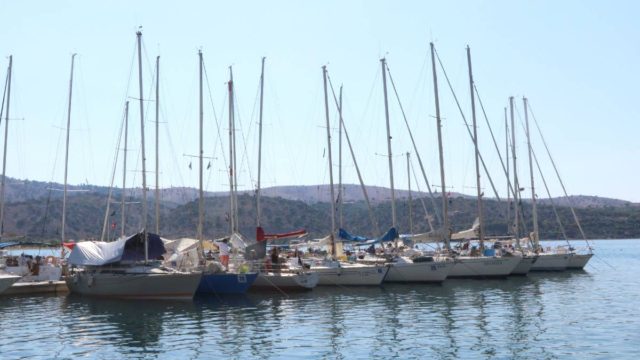Σοκ στην Καλαμάτα: Έκλεψαν βενζίνη από σκάφη και γέμισαν αυτοκίνητο