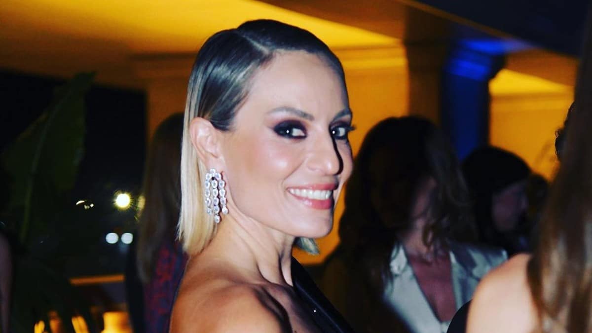 «Κορμί» η Ελεονώρα Μελέτη με μαγιό και χωρίς φίλτρα – Ποια η αγαπημένη της γυμναστική!