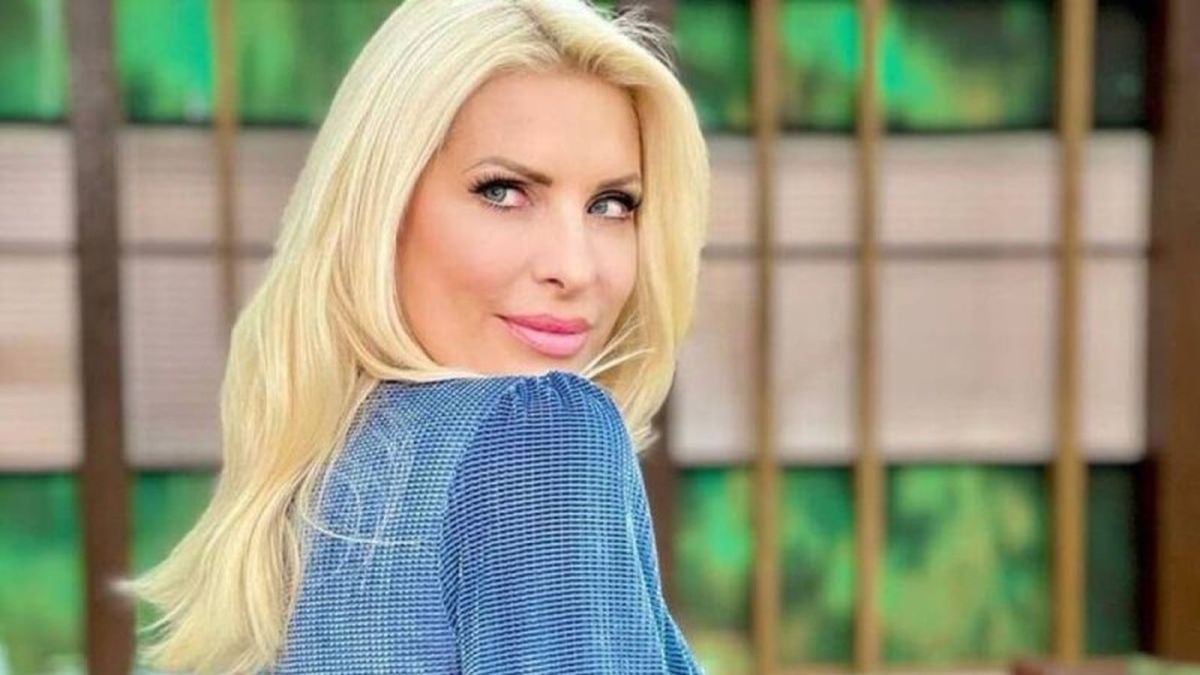 Δεν είναι μόνο η Ελένη Μενεγάκη: 6 διάσημες Ελληνίδες που έγιναν μητέρες μετά τα 40