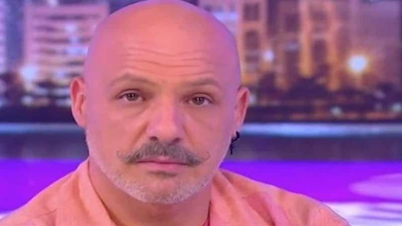 Τρελά ερωτευμένος ο Νίκος Μουτσινάς! Αυτός είναι ο σύντροφός του, το ομολόγησε!