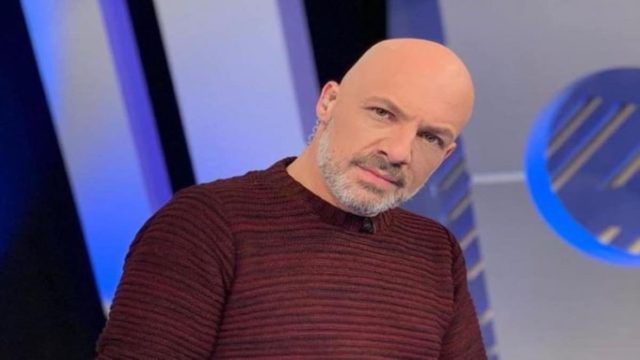 Η νέα ανάρτηση του Νίκου Μουτσινά που έβαλε «φωτιά»: Συνεχίζει ακάθεκτος την… (photo)