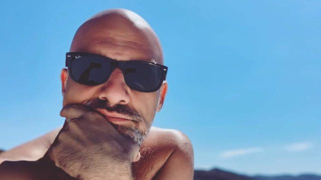 Φωτεινό και γουστόζικο: Αυτό είναι το επιβλητικό σπίτι του Νίκου Μουτσινά (photos)