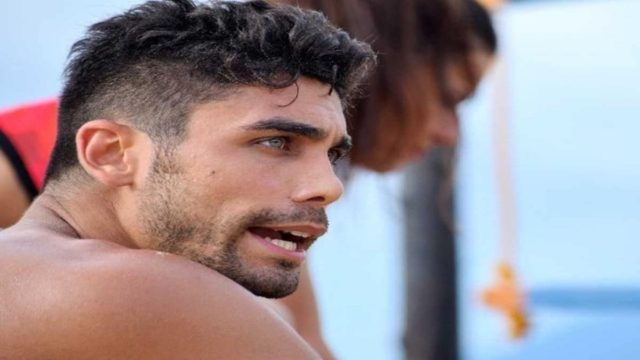 «Άστραψε και βρόντηξε» ο Παναγιώτης Βασιλάκος: Ξέσπασμα του πρώην Bachelor – «Τελειωμένο απόβρασμα της κοινωνίας…»