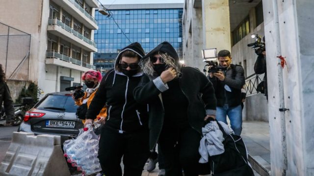 Νεκρά παιδιά στην Πάτρα: Μήνυση κατά του γιατρού της Τζωρτζίνας κατέθεσε η οικογένεια της Πισπιρίγκου