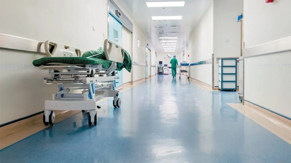 Πάτρα: «Έτρεξαν αμέσως όλοι πάνω του, έσπευσαν να βοηθήσουν τον πατέρα μου» – Συγκινεί η κόρη του 69χρονου που πέθανε στα επείγοντα (Video)