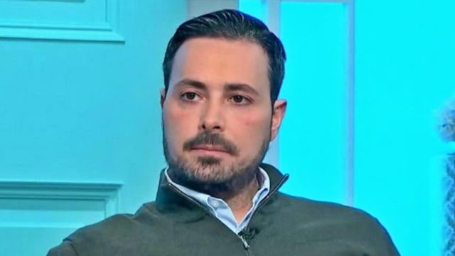 Πέτρος Κουσουλός: Επιχείρηση σύλληψης του εκδότη της εφημερίδας «Μπαμ» – Έρευνα από τον Άρειο Πάγο για δημοσίευση απόρρητων εγγράφων της ΕΥΠ