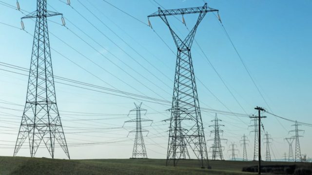 Ρεύμα… από χρυσό: Νέα τιμολόγια για το Σεπτέμβριο με «εκτόξευση» των τιμών