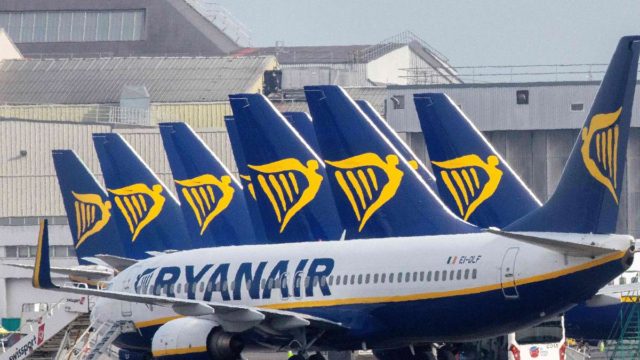 «Γονάτισε» τους επιβάτες της η Ryanair – Το tweet της εταιρείας που προκάλεσε πανικό!