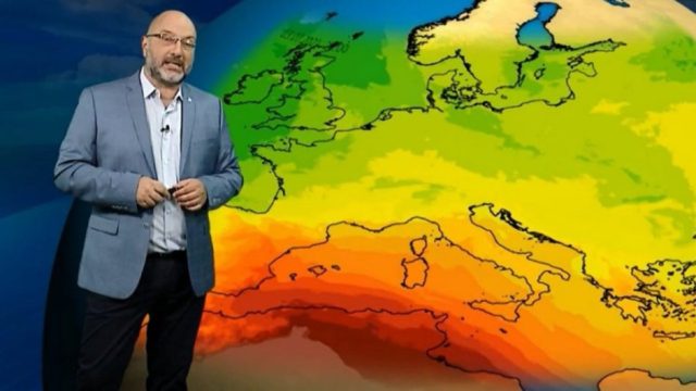 Σάκης Αρναούτογλου: «Τα τελευταία προγνωστικά ψιθυρίζουν…» – Ανατροπή με τον καιρό του 15Αύγουστου!