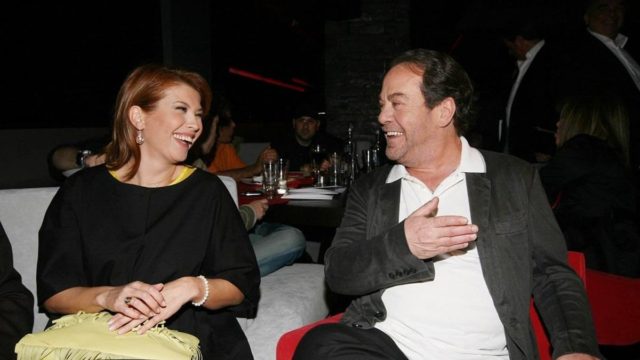 Τρισευτυχισμένοι Γιάννης Πάριος και Σοφίας Αλιμπέρτη – Έγιναν γνωστά τα νέα με μια φωτογραφία