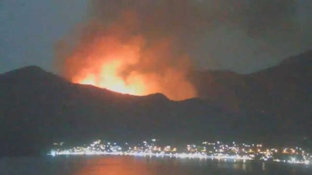 Μεγάλη πυρκαγιά στη Θάσο – Στη μάχη τα εναέρια μέσα