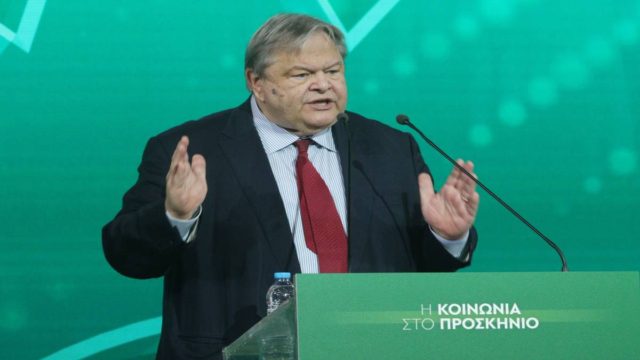 Ευάγγελος Βενιζέλος για παρακολουθήσεις: «Μίζερη, αδιέξοδη και μάταιη η κυβερνητική γραμμή»